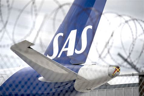Shares in Scandinavian Airlines plunge to become almost worthless after rescue deal announced